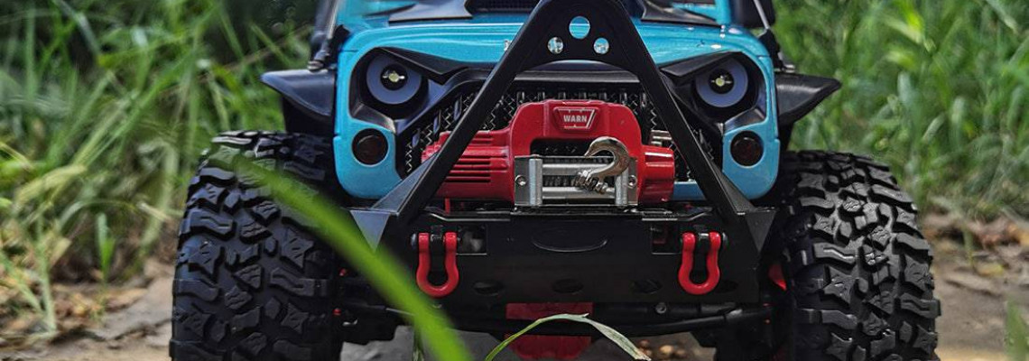 Splash Into Summer With Our Ultimate RC Boat Buying Guide Splash Into Summer With Our Ultimate RC Boat Buying Guide